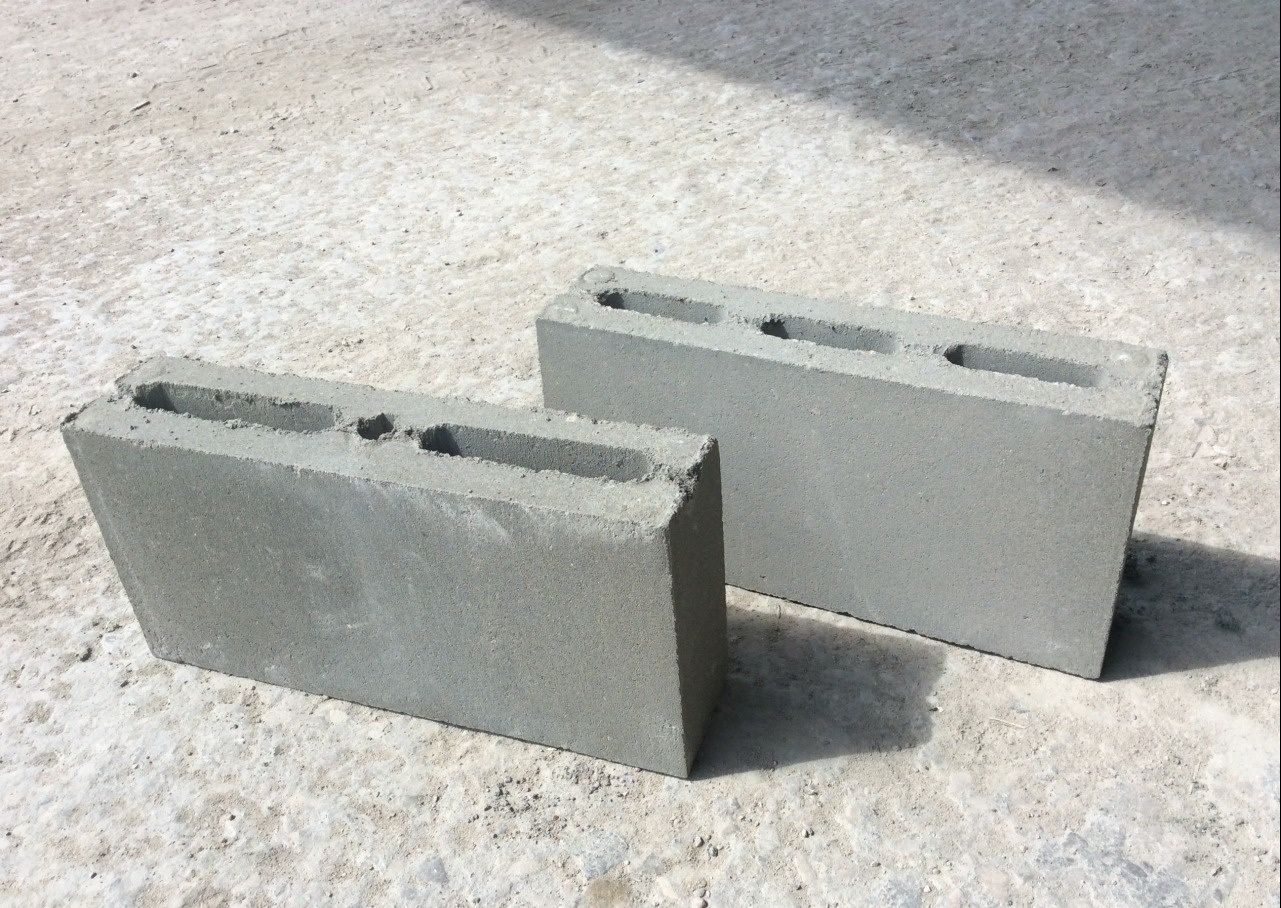 Вибропрессованные бетонные. Блок керамзитобетонный 190х90х390. Блок из керамзитобетона перегородочный 120 мм. Перегородочный блок 390х190х88. Блок керамзитобетонный 390х190х188.